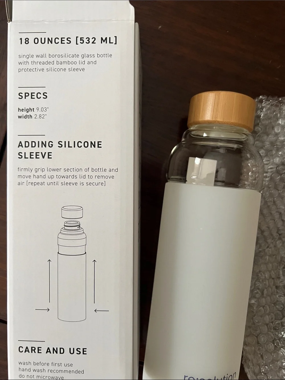 Bali White Silicone Glass Bottle with Bamboo Lid